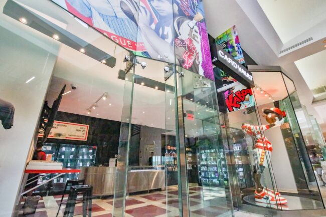 CARD VAULT AT FOXWOODS RESORT CASINO | MASHANTUCKET, CT